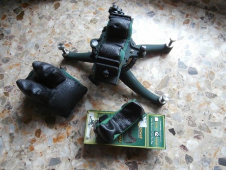   TORRETA Rock BR Competición  

Ajustable en altura con la rueda rotatoria de gran dímetro, y ajuste 00