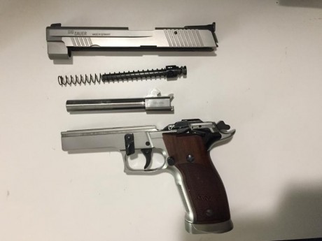 Se vende SIG-SAUER X-FIVE 9mm Pb + Kit del 22lr usado el primer día, estado impecable, Se vende por cambio 41