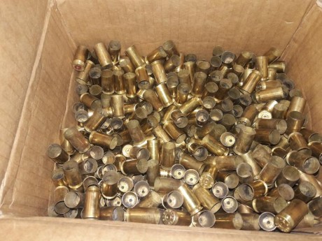 Vendo 1000 vainas 1 tiro cal 40
Precio 120€  +12 € portes cbc y glf sb
Vendo 1000 vainas 1 tiro cal 45
Precio 00