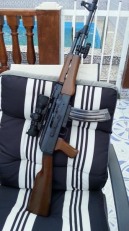 Buenas 
Vendo esta preciosidad (para quien le guste) en un estado tanto estético como funcional excelente 02