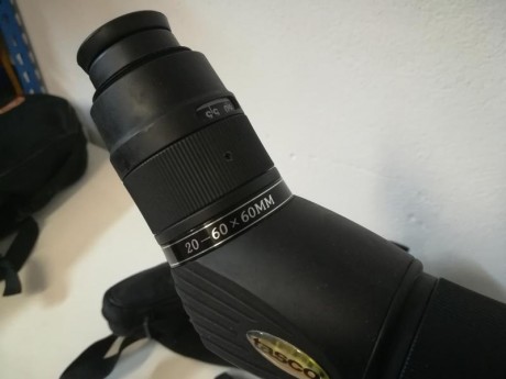  VENDIDO  - Vendo catalejo terrestre marca TASCO de 20 x 60 aumentos y 60 mm de diámetro con trípode incluido, 01