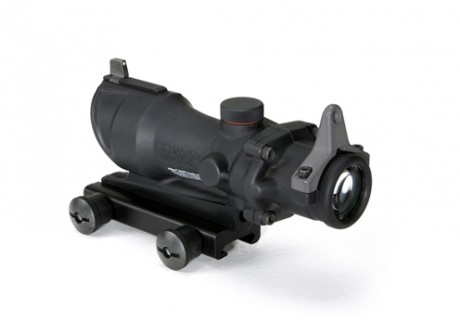 Compro mira telescopica Trijicon ACOG 4x32 TA01NSN de 1era generación que esté en muy buenas o excelentes 00
