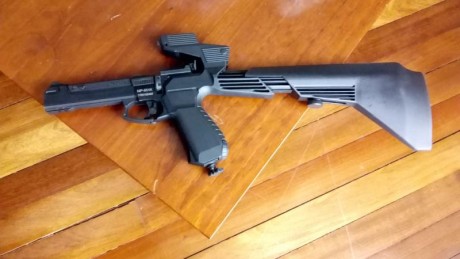 Se vende pistola BAIKAL 651M con factura aún en garantía. 
Es arma de doble acción alimentada bombonas 21