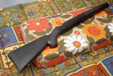 Vendo Culata sintética negra. Corelite. Vale para todos los M98 y Santa Barbara. 75 euros más portes si 00