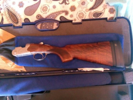 Buenos dias
tal y como dice el anuncio, se vende escopeta Beretta Perennia sv10 
con sistema de regulacion 01