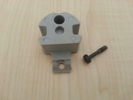 Vendo buffer para CETME + tornillo guardamanos original

25€ todo con envio incluido 00