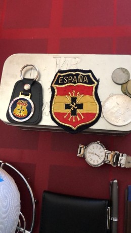 Buenas tardes.
Hace unos dias a aparecido en casa de un familiar este parche.Se que el propietario fue 00