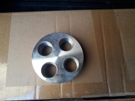 Soporte de dies para lee torret 4 posiciones nuevo..... 5 euros.

Funda interior Vega hostel de piel vuelta...... 00