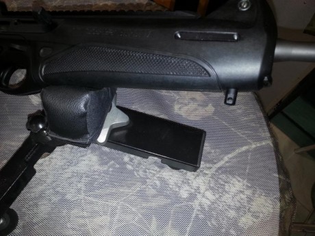 Sin apenas uso, ha disparado dos cajas de balas. Cambio por rifle de caza de mi interés y en similar estado 00