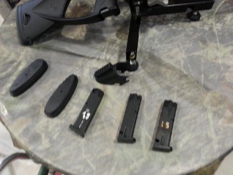 Sin apenas uso, ha disparado dos cajas de balas. Cambio por rifle de caza de mi interés y en similar estado 12