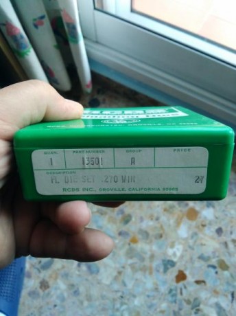 DIE RCBS CAL. 270 WIN,  NUEVOS CON SHELL HOLDEN.
45€ GASTOS INCLUIDOS. 01