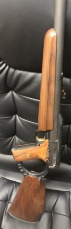 Vendo Carabina Browning calibre 22 LR semiautomática con poquísimo uso. Agrupaciones muy buenas y carabina 00