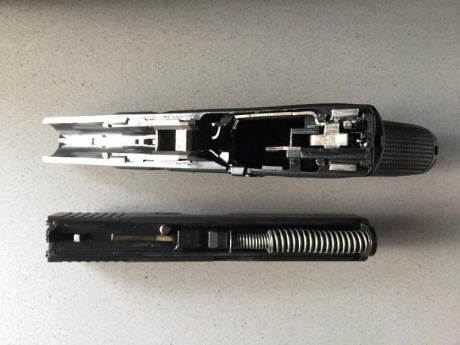 VENDO GLOCK 22 (GEN 4) calibre 40SW.
Se encuentra en Barakaldo (Bizkaia).
Viene con 2 cargadores, con 00
