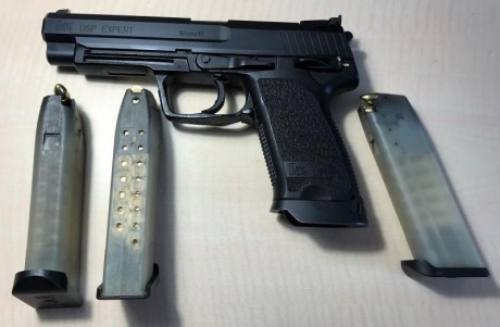 Se vende pistola Heckler & Koch USP Expert en calibre 9mm Parabellum, una de las pistolas más precisas 30