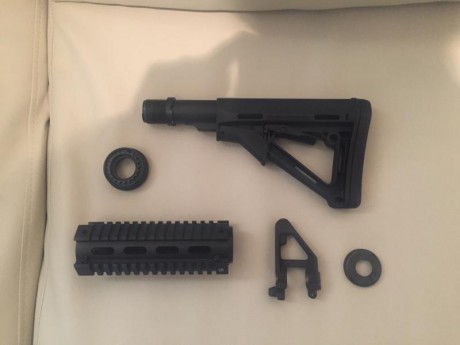 Vendo tubo de culata de AR15, marca Schmeisser, original, de medida commercial, con castle nut incluido 00