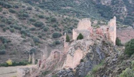  No se a vosotros, pero a mi los castillos me encantan.
Cuando paso delante de alguno no pierdo oportunidad 70
