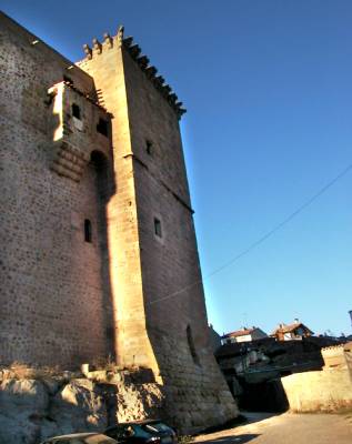  No se a vosotros, pero a mi los castillos me encantan.
Cuando paso delante de alguno no pierdo oportunidad 111