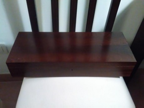 Hola Compañeros: 

 He intentado juntar dos aficiones, el tiro y la ebanistería no se si lo habré conseguido.

 12