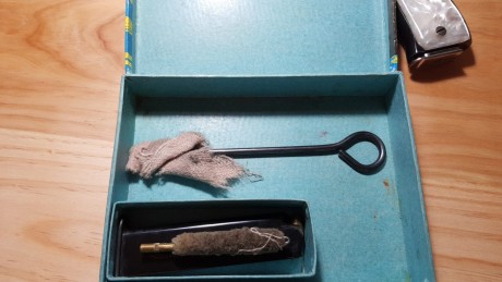 Un amigo vende ésta estupenda Star del .380 o 9 corto guiada en A. Va con dos cargadores y manual en su 40