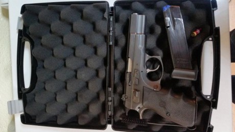 Está en Salamanca 
350€ con envío incluido a península. 02