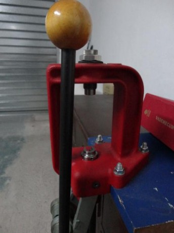 Prensa  de recarga LEE MODELO CLASSIC CAST, poco uso, 130 € 02