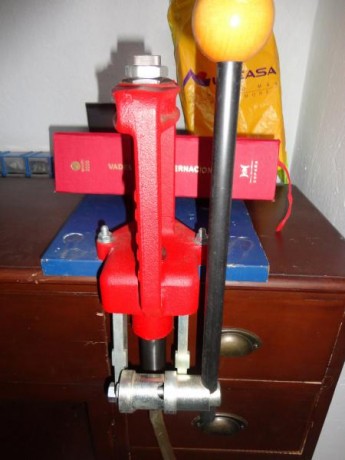 Prensa  de recarga LEE MODELO CLASSIC CAST, poco uso, 130 € 01