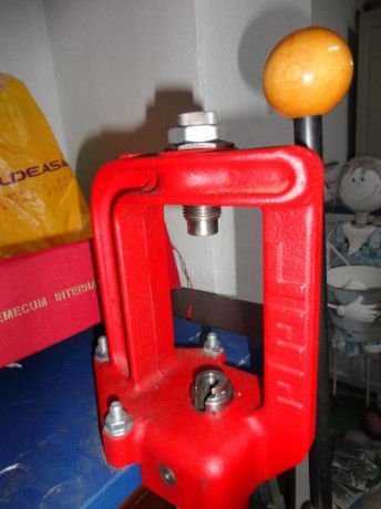 Prensa  de recarga LEE MODELO CLASSIC CAST, poco uso, 130 € 00