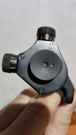 No es mio,  pongo tfno de contacto del dueño para cualquier consulta 

diópter y punto de mira originales 10