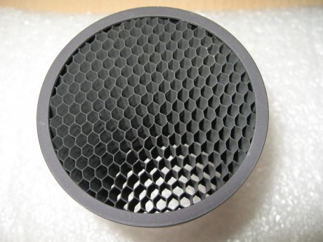 Hola

Vendo Killflash para campana de 56mm con pequeño parasol comprado en Inglaterra(sporting services) 00