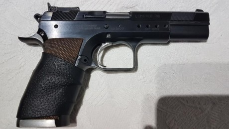 Busco Tanfoglio limited p-19 de 9 mm y kit del 22 lr,  SE RETIRA ANUNCIO  122