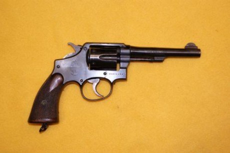 Hola a todos.
Para los expertos en recarga:
Se podria recargar el 38 s&w con dies del 38 SP.
Las medidas 120