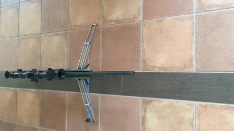 Vendo bipode adaptable a carril UIT o rosca directa, peso 890 gramos 
Precio 70€+portes si los hay 10