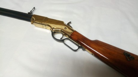 Hola a todos:
Un compañero de club me ha pedido que le anuncie la venta de este precioso rifle.
Henry 01