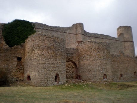  No se a vosotros, pero a mi los castillos me encantan.
Cuando paso delante de alguno no pierdo oportunidad 60