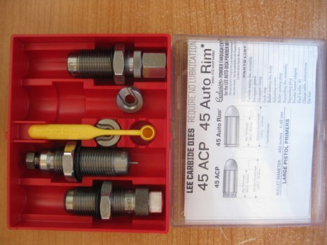 Vendo norinco 1911 a1, con cachas de madera cuadrillada, kit del 9mm, con 3 cargadores del 9mm y 3 del 31