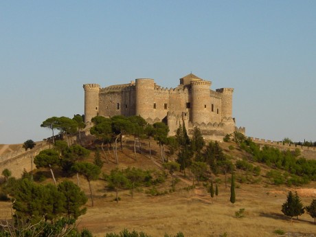  No se a vosotros, pero a mi los castillos me encantan.
Cuando paso delante de alguno no pierdo oportunidad 140