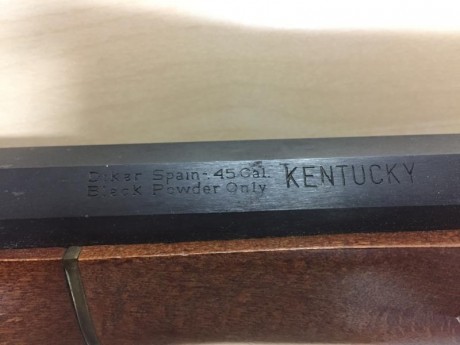 Vendo rifle Kentucky cal.45 (11,40), fabricado por DIKAR en Bergara Guipuzcoa.El rifle esta nuevo, sin 40