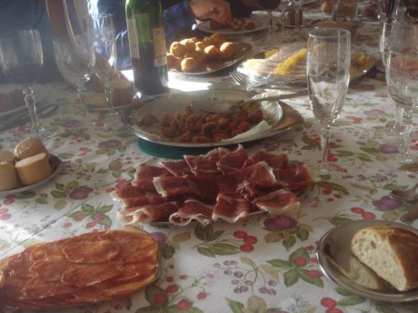 Hoy para comer acelgas hervidas y chuletón de vaca gallega vieja con seis semanas de maduración en cámara 50