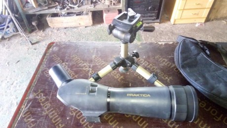 Vendo un telescopio marca Practika de 20 - 60 x 70. El telescopio esta prácticamente nuevo pues solo se 00