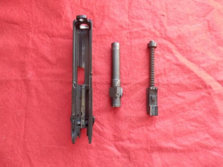 Vendo este arma en perfecto estado de funcionamiento, guiada en licencia F, se puede ver en San Sebastián 01