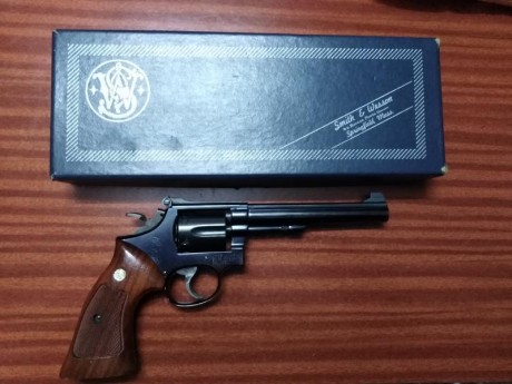 Un compañero vende revolver Smith & Wesson modelo K14 calibre 38 special con su caja original, sin 02