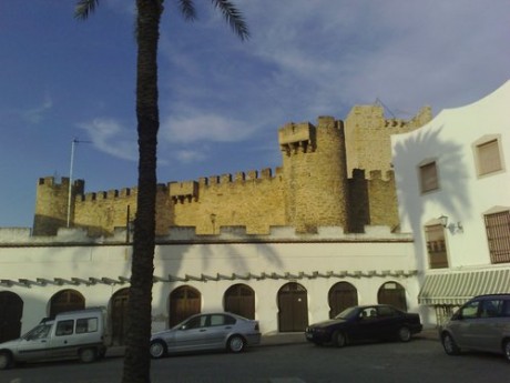  No se a vosotros, pero a mi los castillos me encantan.
Cuando paso delante de alguno no pierdo oportunidad 42