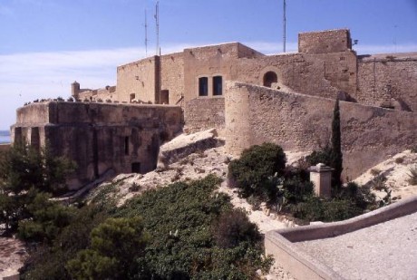  No se a vosotros, pero a mi los castillos me encantan.
Cuando paso delante de alguno no pierdo oportunidad 62