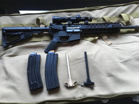 Hola compañeros, vendo carabina AR15 cal.22 de NEA full metal. Esta en perfecto estado, no ha tirado ni 02