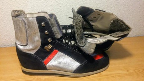 Hola amigos:
Vendo botas de tiro Ghemann numero 43 1/2. 
Están en buen estado y llevan hormas.
Precio 02