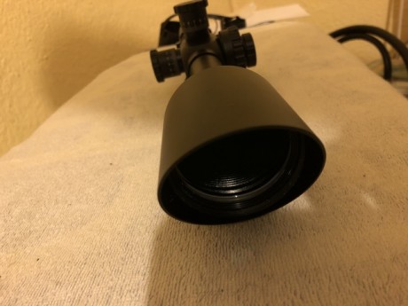 Vendo visor Walther Ft 8x32x56, reticula mildot, el cual adquiri  ya montado en un rifle 17 hmr  nuevo 00