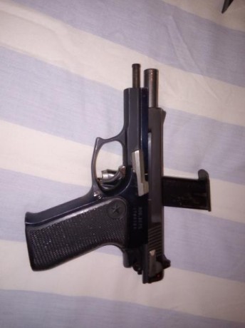 Pistola pk30 en 9m hay que arreglar retenida cargador un muelle creo la dejo economica por ese motivo 00