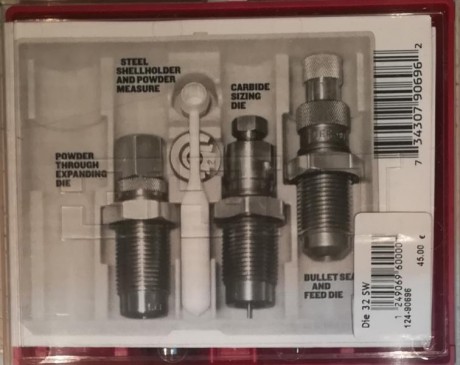 Hola Compañeros.
Vendo DIES Lee  32 Smith & Wesson sin estrenar 25 €.
Llevan tiempo en la estantería 01