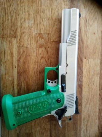 Hola compañeros,

(Vendo una  SPS de 6" precisión . Posee un cañón  Lothar Walther  con catalogación 00