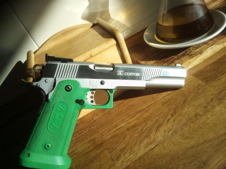 Hola compañeros,

(Vendo una  SPS de 6" precisión . Posee un cañón  Lothar Walther  con catalogación 20